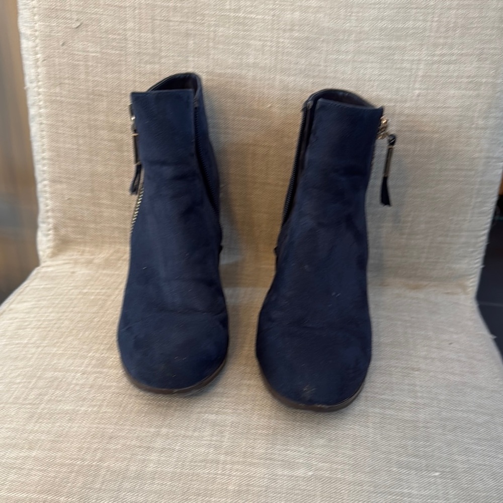 Chic Navy Ankle Boots